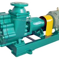 Self priming centrifugal pump